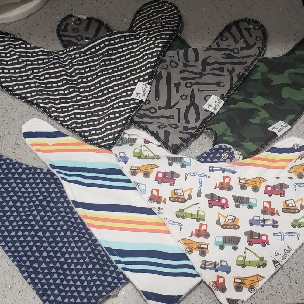 Copper pearl/lullaby bib lot